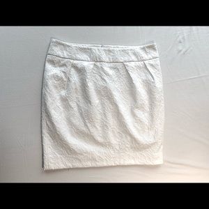 Ivory, floral patterned pencil skirt
